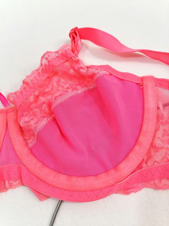 کد168 ست سوتین فنردار و شورت گیپوری فانتزی