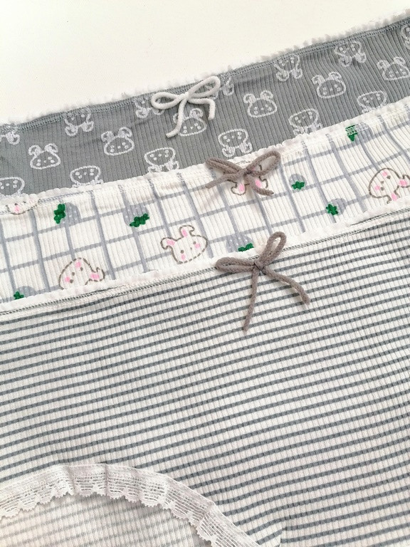 کد 240 شورت نخ پنبه فانتزی وارداتی عروسکی