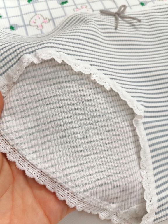 کد 240 شورت نخ پنبه فانتزی وارداتی عروسکی
