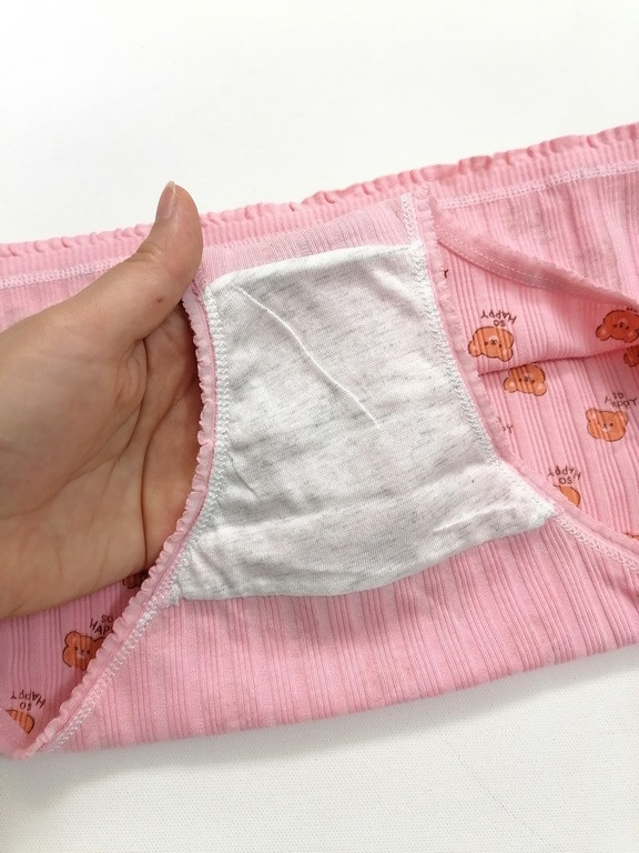 کد265 شورت نخ پنبه کبریتی عروسکی فانتزی وارداتی
